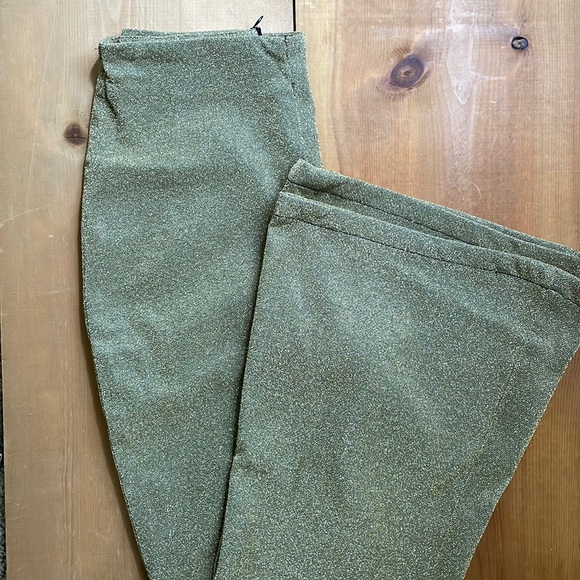 Gold flare pants - Picture 13 of 16